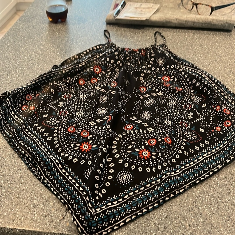 Black Floral Bandana-Print Spaghetti-Strap Blouse